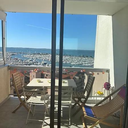 Esperanza Basin And Port View Apartment