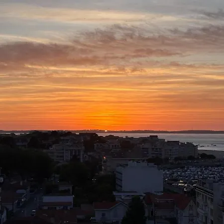 Esperanza Basin And Port View Apartment