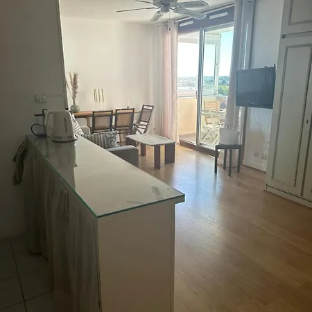 Esperanza Basin And Port View Apartment